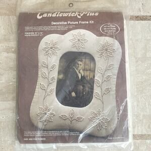 Candlewick Plus Decorative picture frame kit